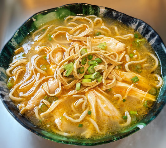 手撕鸡肉米粉